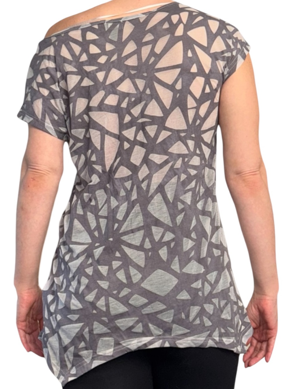 Triangular Pattern Top - Picture 3 of 12